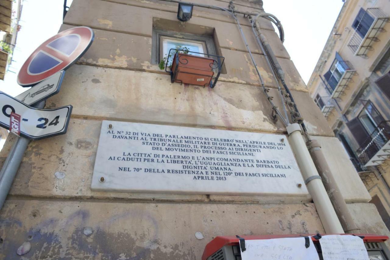 Casa Del Parlamento Apartment Palermo Exterior photo